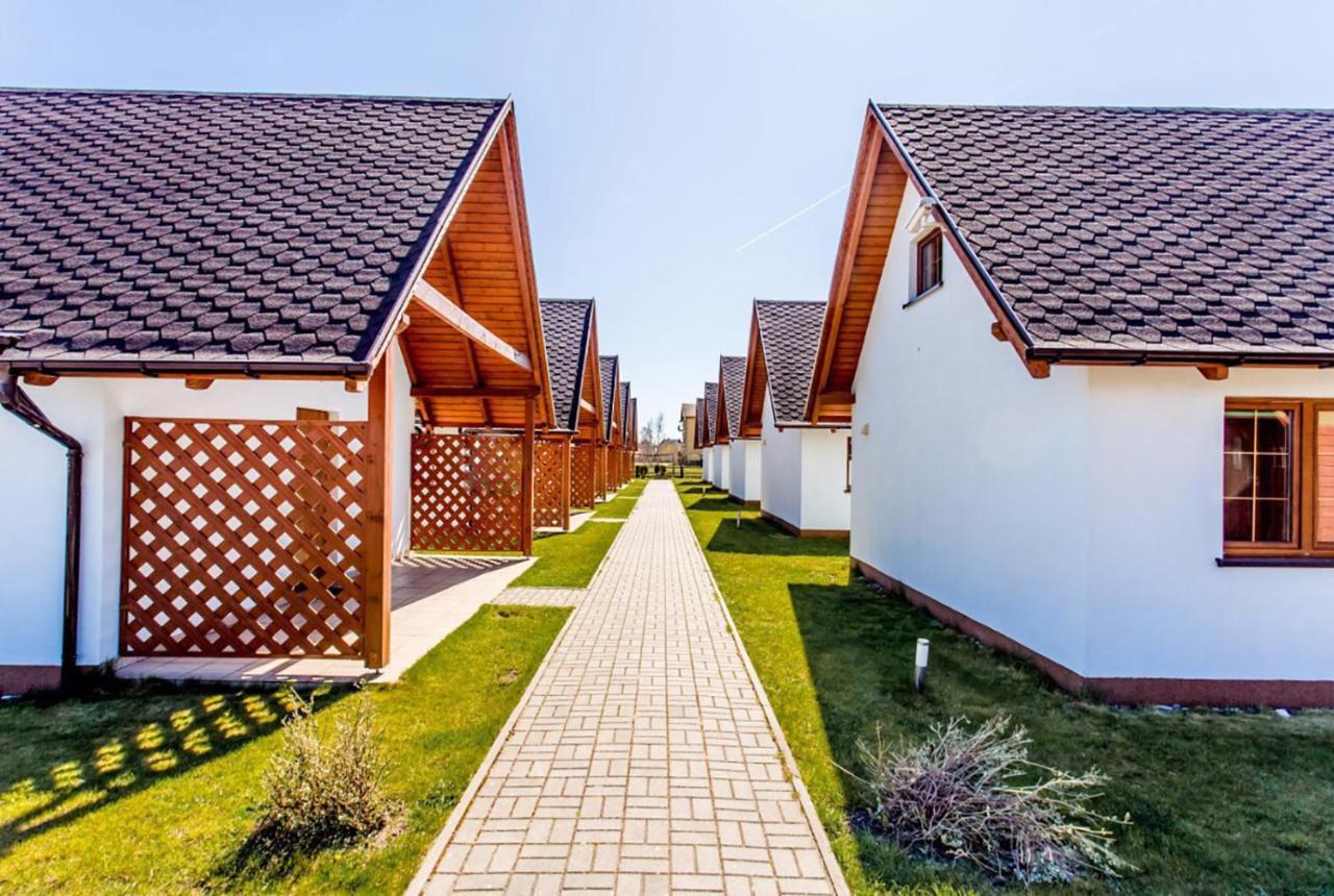 Villa Bursztynowy Zakatek Grzybowo  Exterior foto